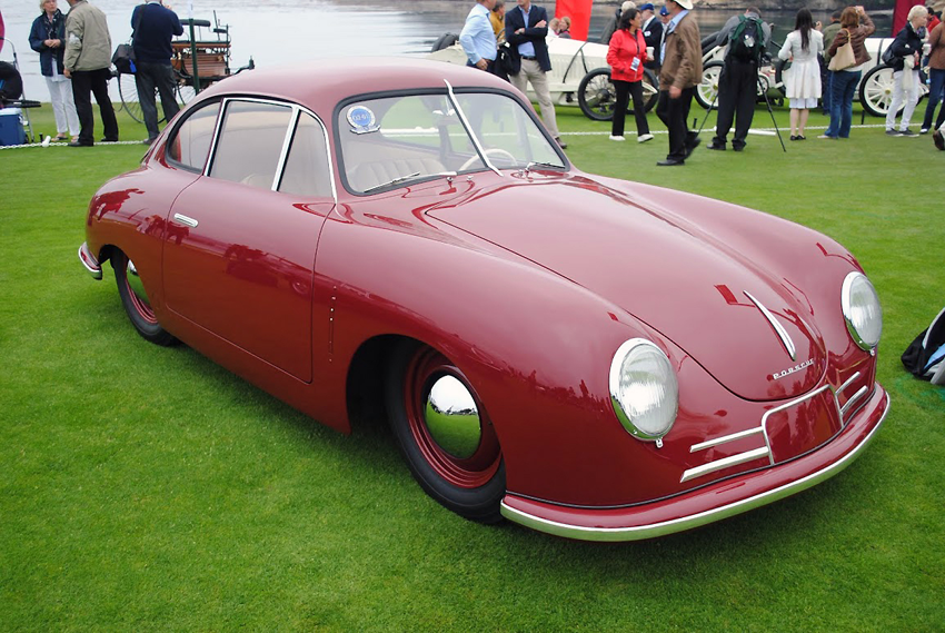 At Pebble Beach, the badge on the window showed the car had completed the important Tour d’Elegance.