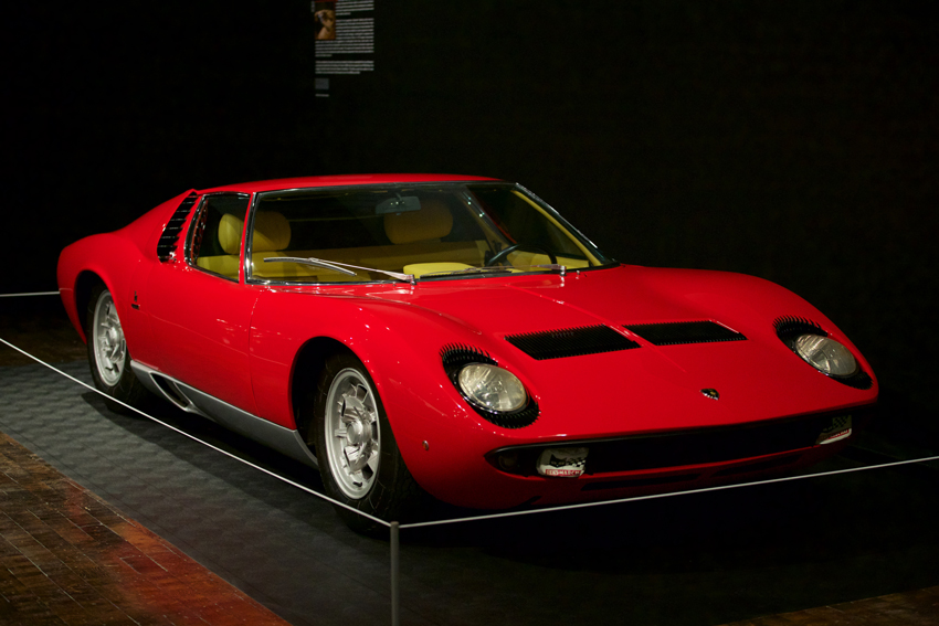 Two answers to the same question: What should a sleek two-seat GT car look like? The 1970 Lamborghini Miura S.