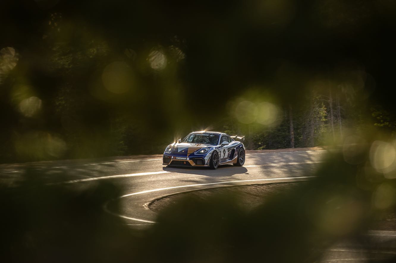 @porsche_malone set a personal best time in the lower section and secured the pole position in the Porsche Pikes Peak Trophy by Yokohama with a time of 4:32.060 this morning.