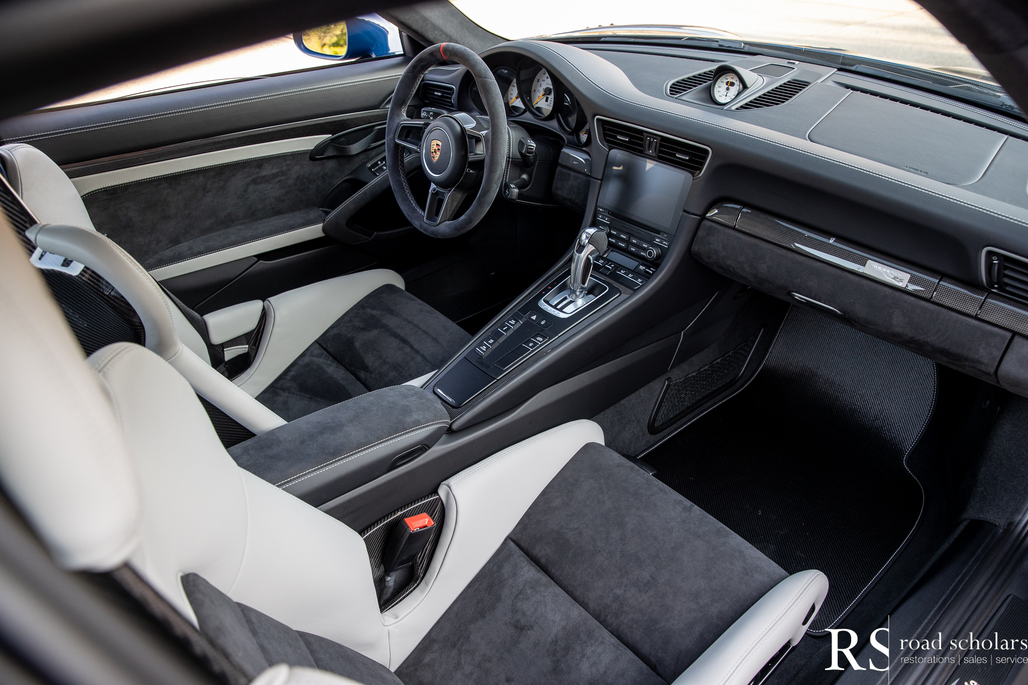 2018 911 GT2 RS WP0AE2A93JS185388_watermarked-88