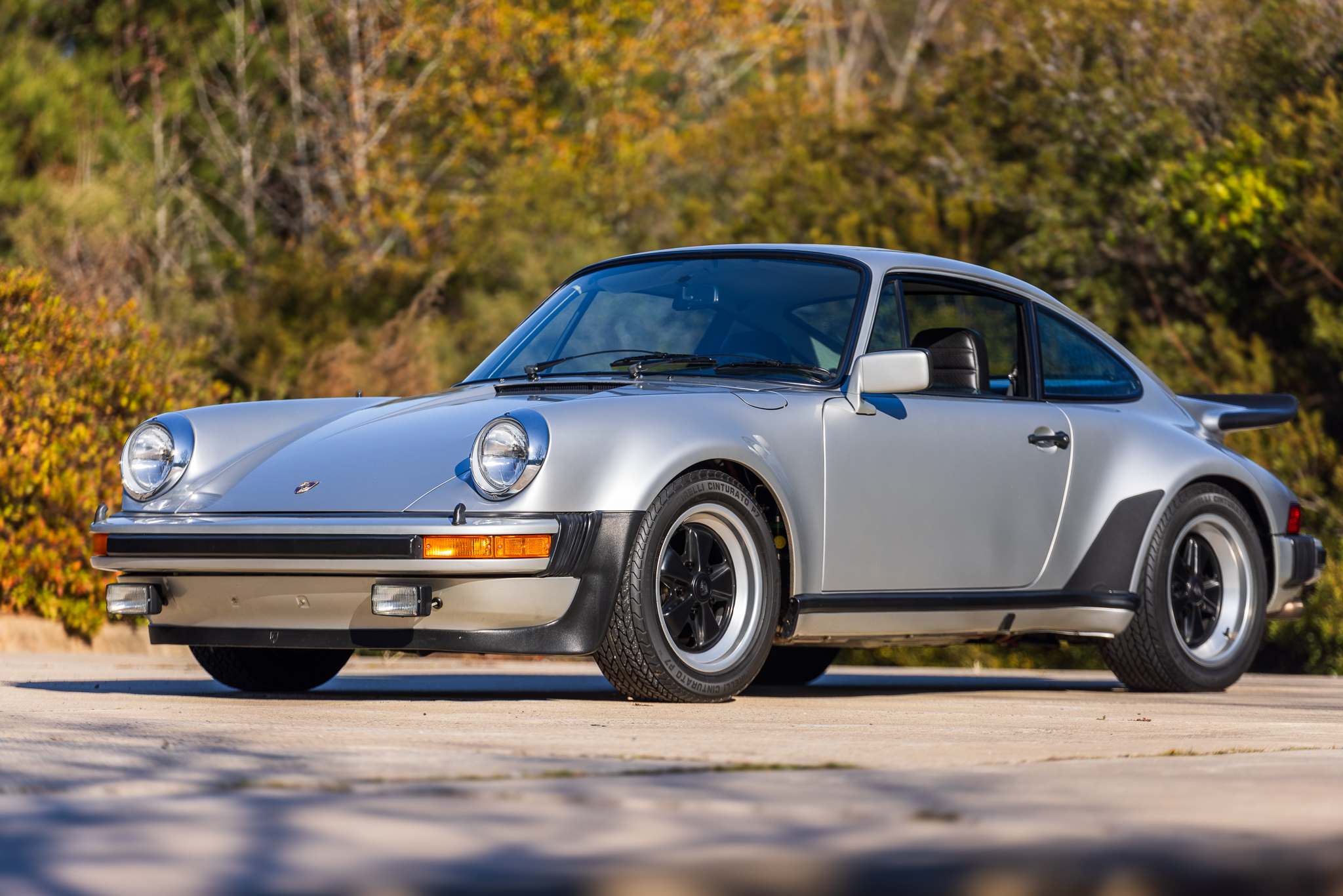 1977 911 Turbo-001